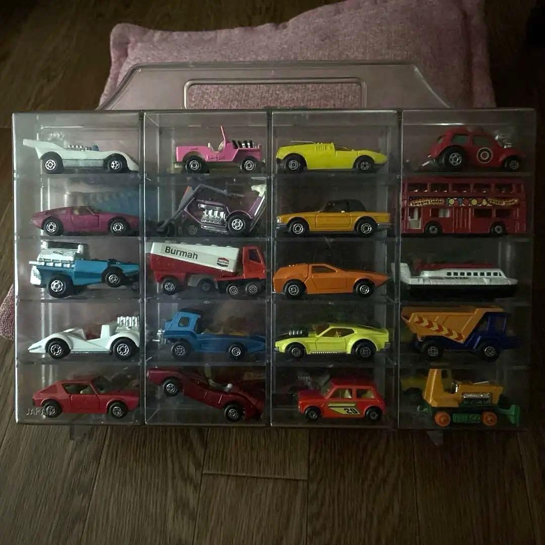 【希少】ミニカーセット 収納ケース付き（40台）