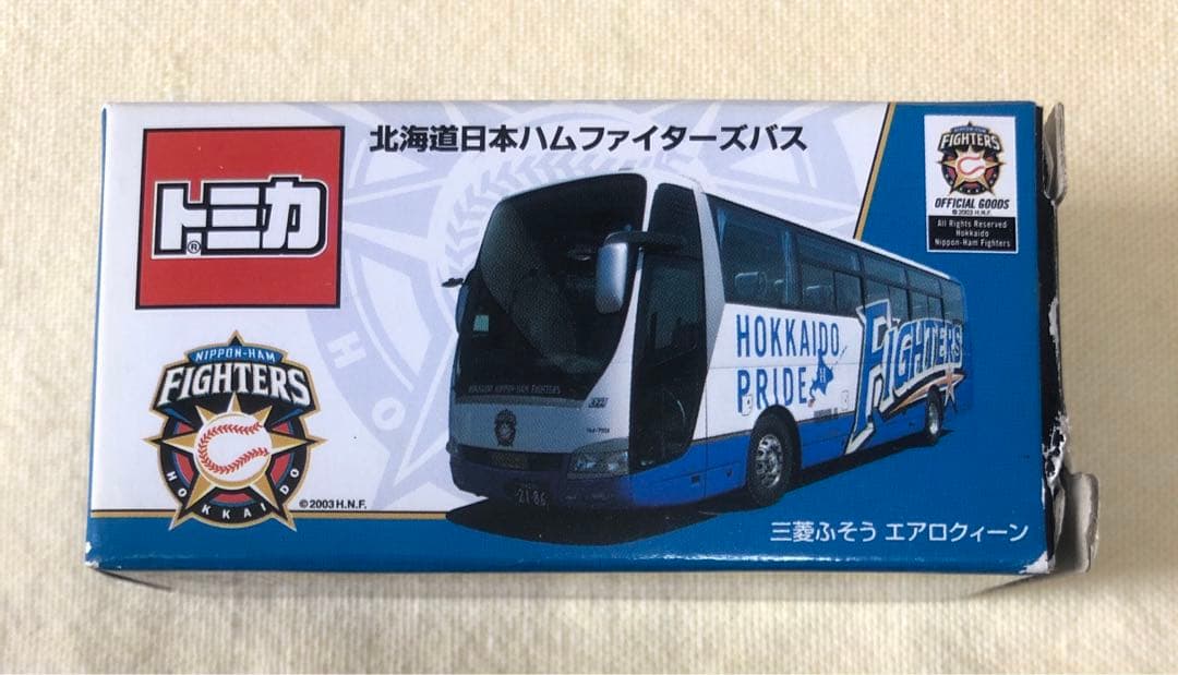 トミカ　ジェイ・アール北海道バス　北海道日本ハムファイターズバス