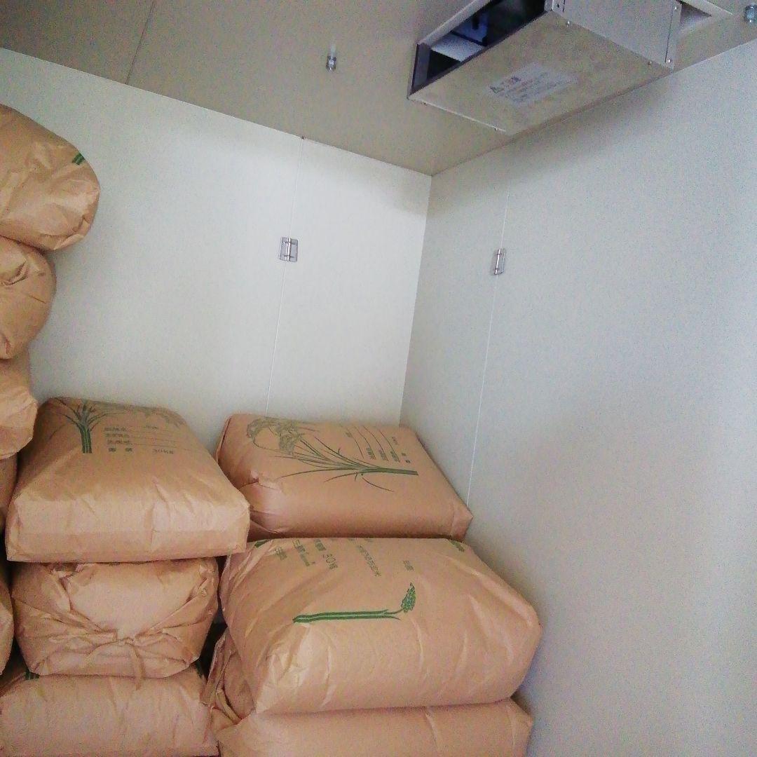 令和７年９月収穫　コシヒカリ玄米２０ｋｇ