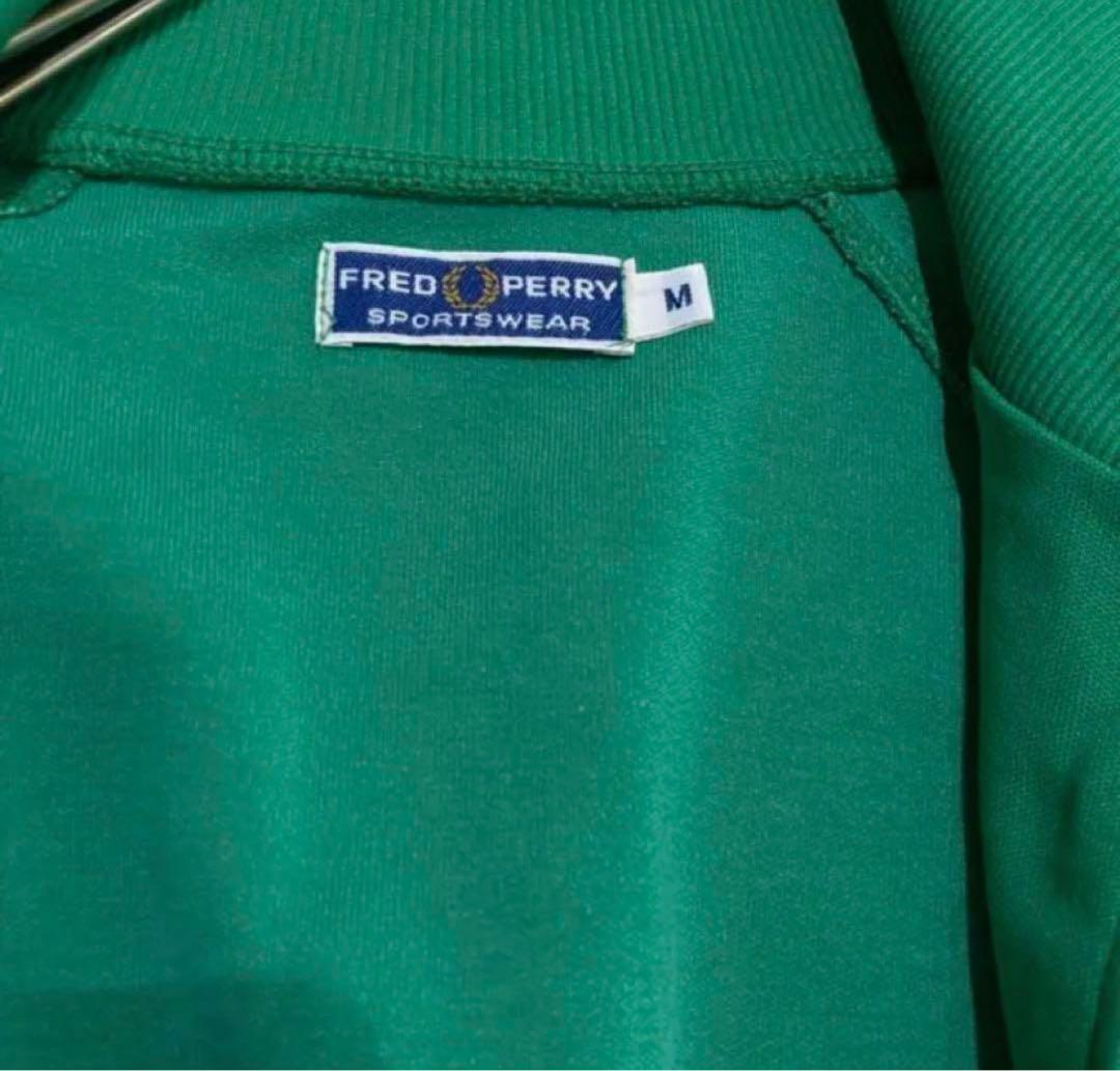 FRED PERRY トラックジャケット Mサイズ