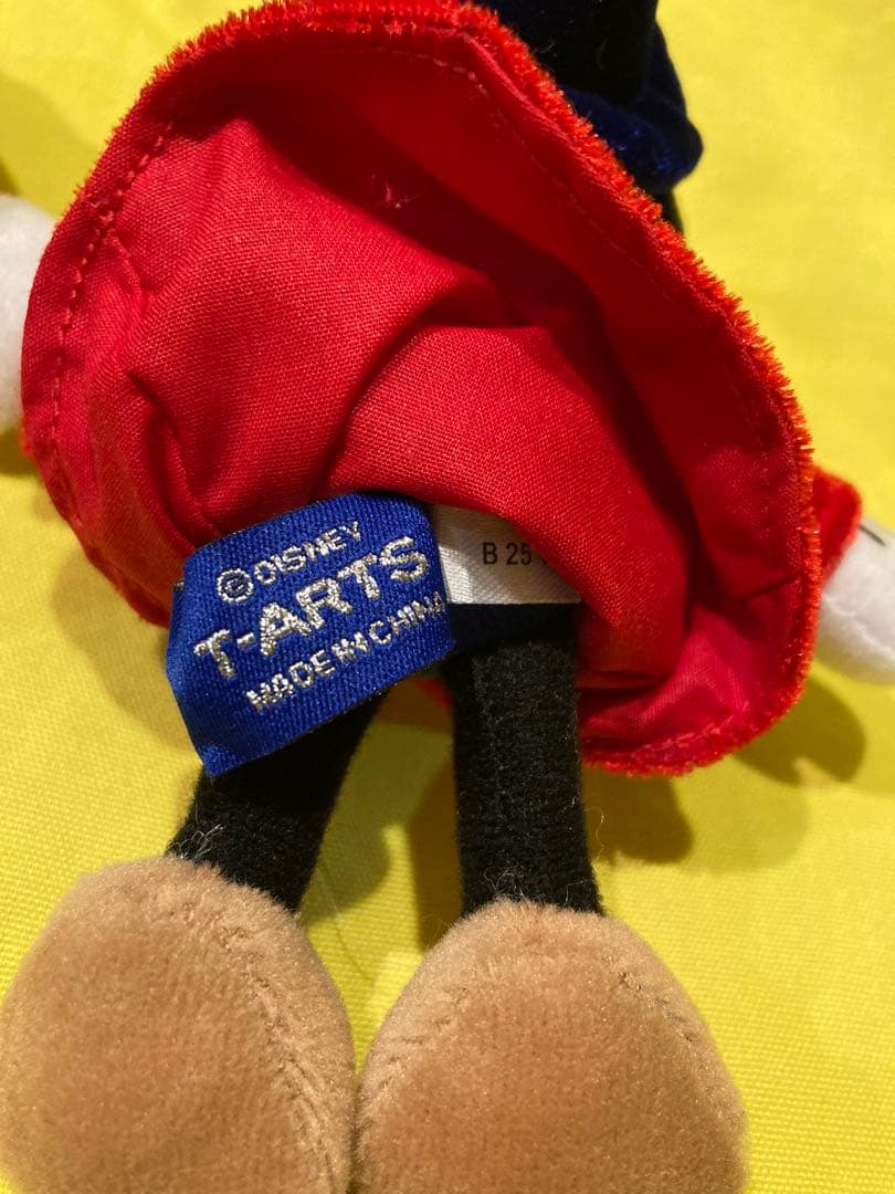 ✳️グーフィー　ぬいぐるみキーホルダー‼️ディズニー✳️星、月刺繍