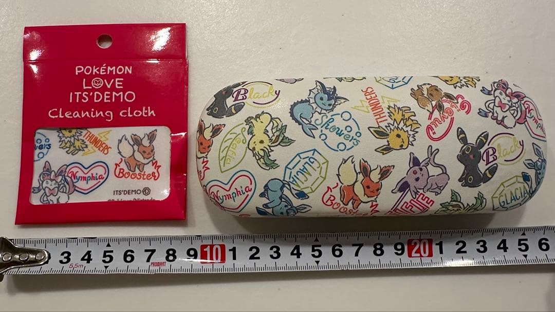 イッツデモ　ポケモン　メガネケース　メガネ拭き　2点セット