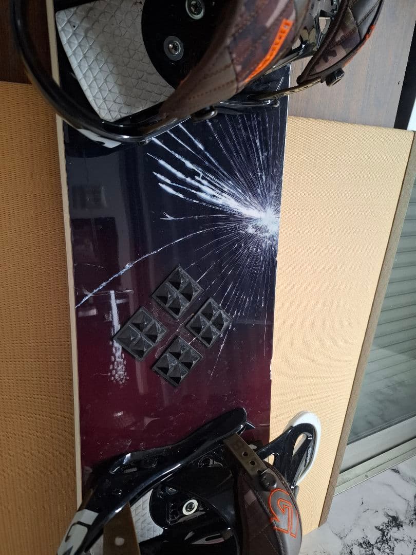 BURTON　板のみ　バートン　スノボー板　150～155　ビィンディング無し