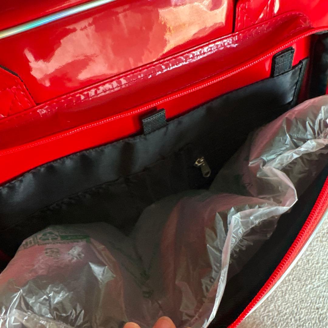 広島カープ　エナメルバッグ