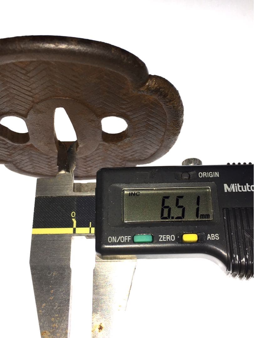 S4若芝紋木瓜形鉄鍔 木箱付 武具・刀装具