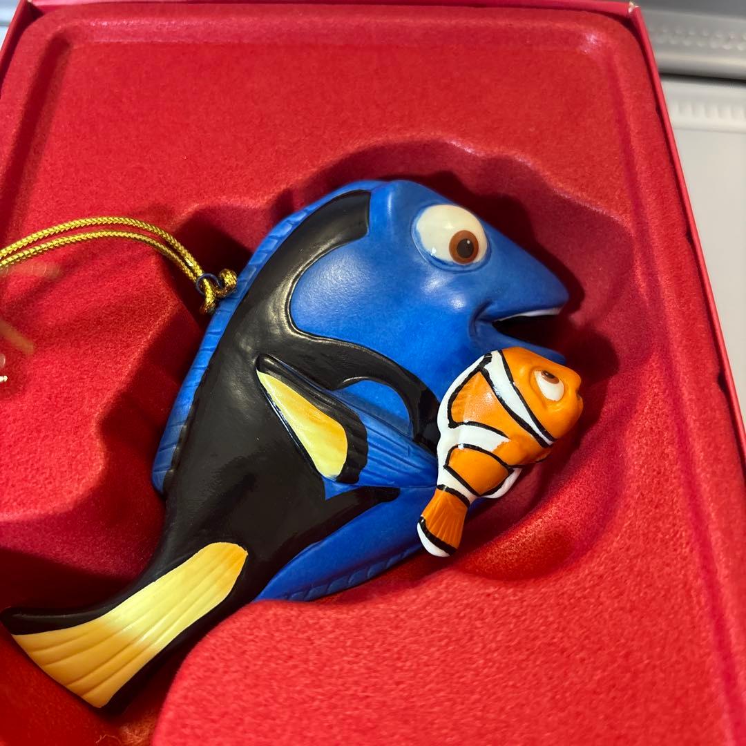 LENOX アメリカ　陶器　ディズニー　ドリー　ニモ　レア
