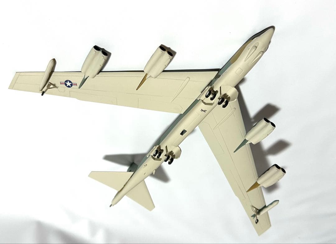 航空機・ヘリコプター herpa 1/200 B-52G Stratofortress