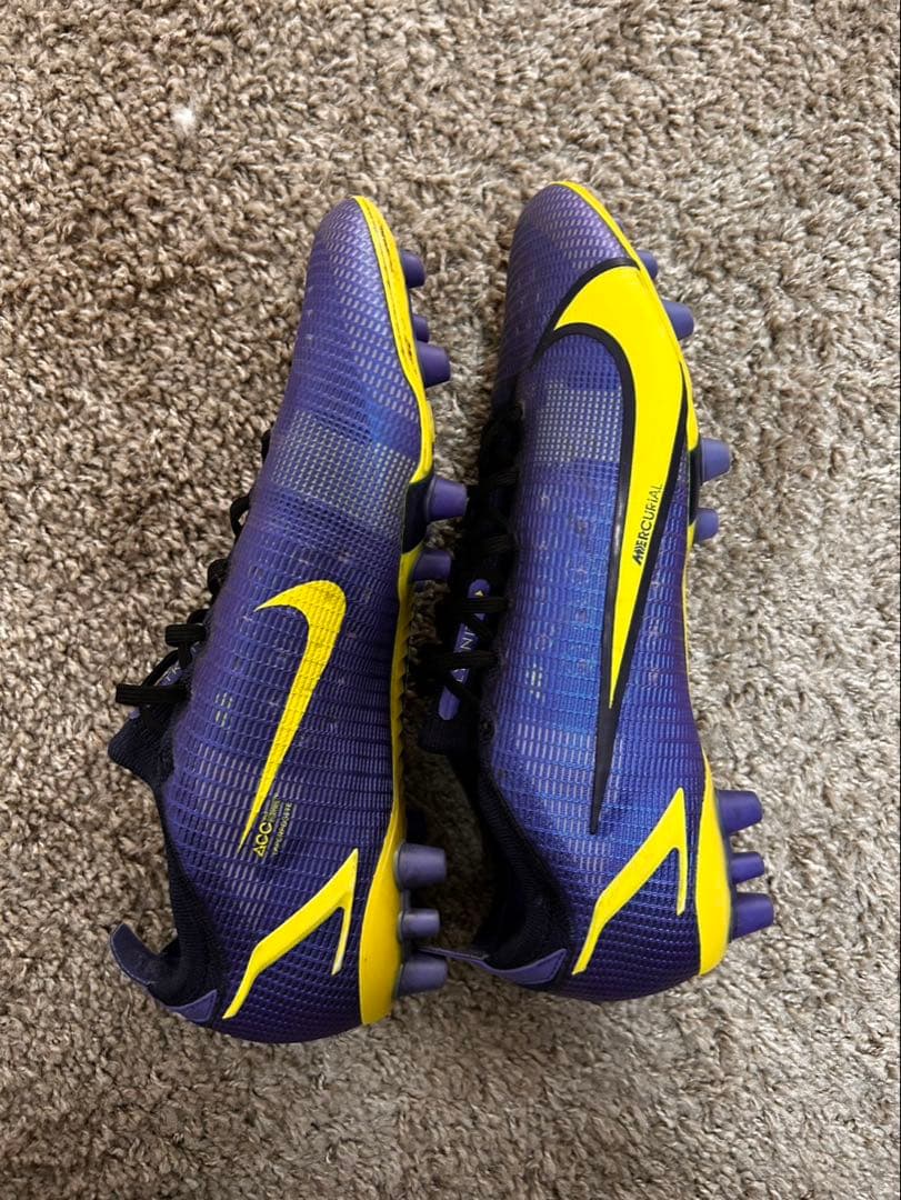 Nike Mercurial サッカーシューズ 紫/黄色