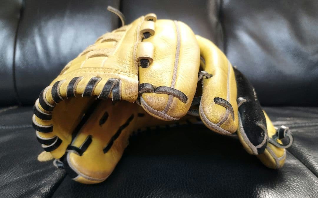 HI-GOLD ハイゴールド 一般軟式 投手用 グローブ ヌバック素材