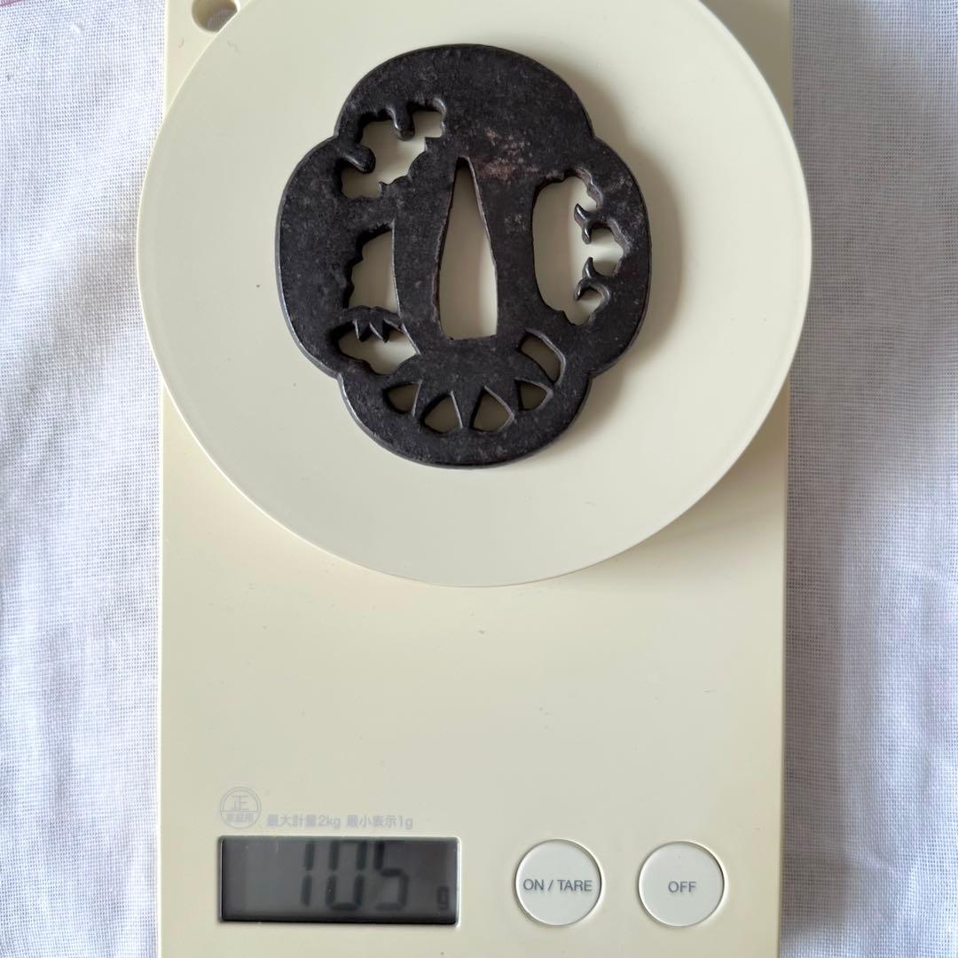 日本刀　装具　鍔　透かし