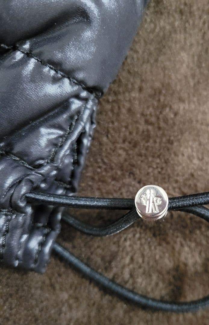 未使用‼️MONCLER × RIMOWA ダウン 巾着 タブレット PCケース