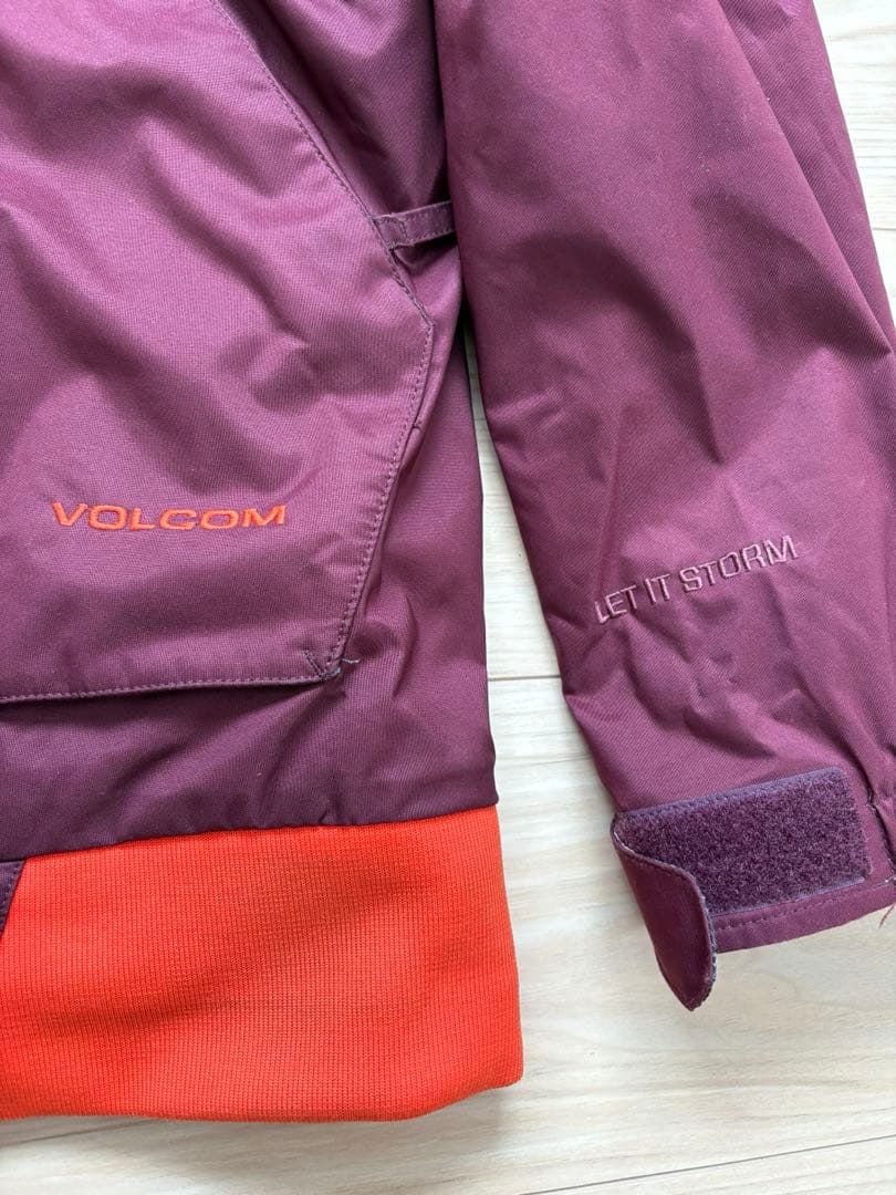VOLCOM　スノーボード　ウェア
