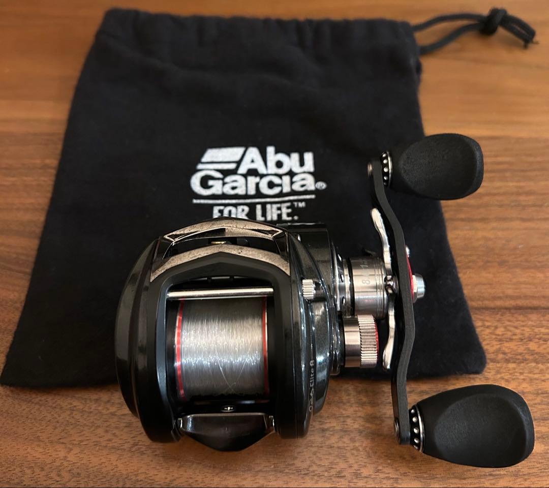 Abu Garcia RevoElite 8 リール ブラック 収納袋付き