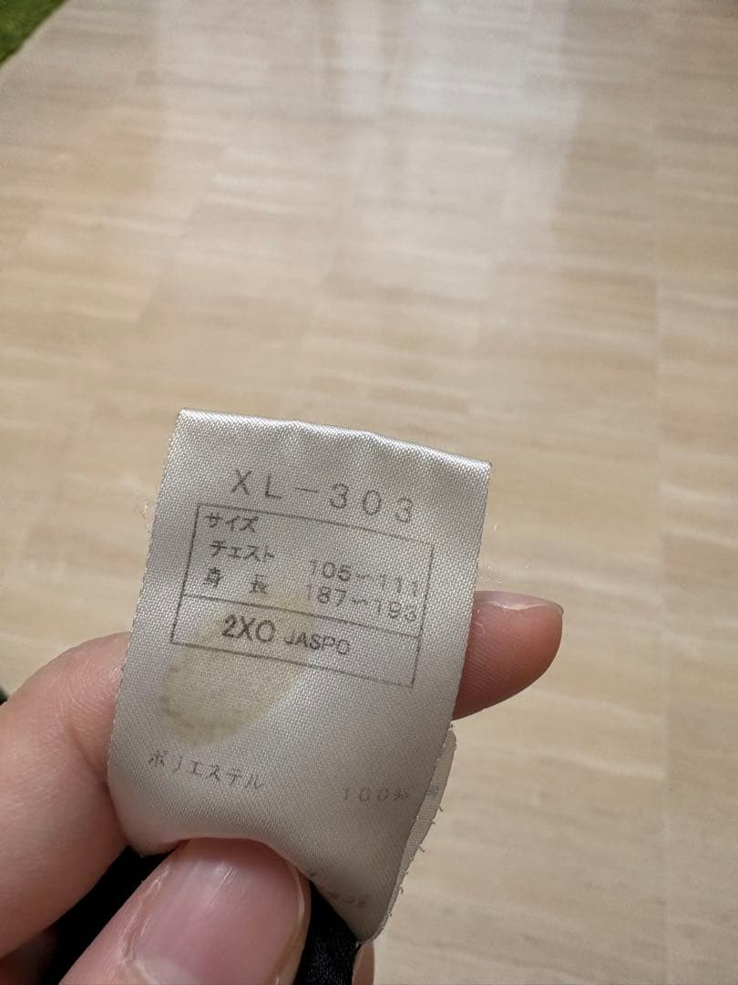 asics スポーツシャツ 日本国旗付き 黒赤