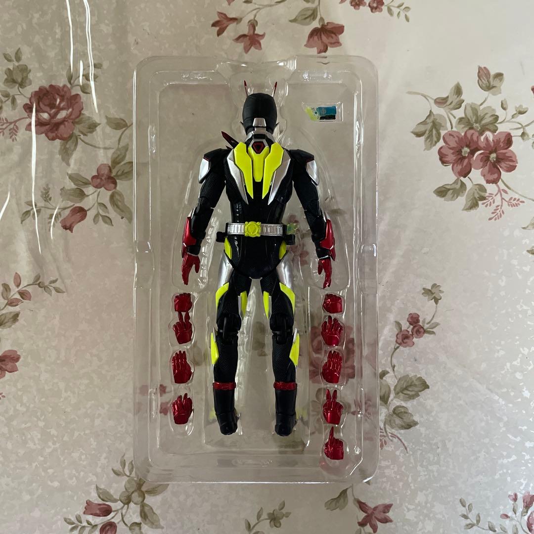 『7月26日まで限定出品』S.H.Figuarts仮面ライダーゼロツー