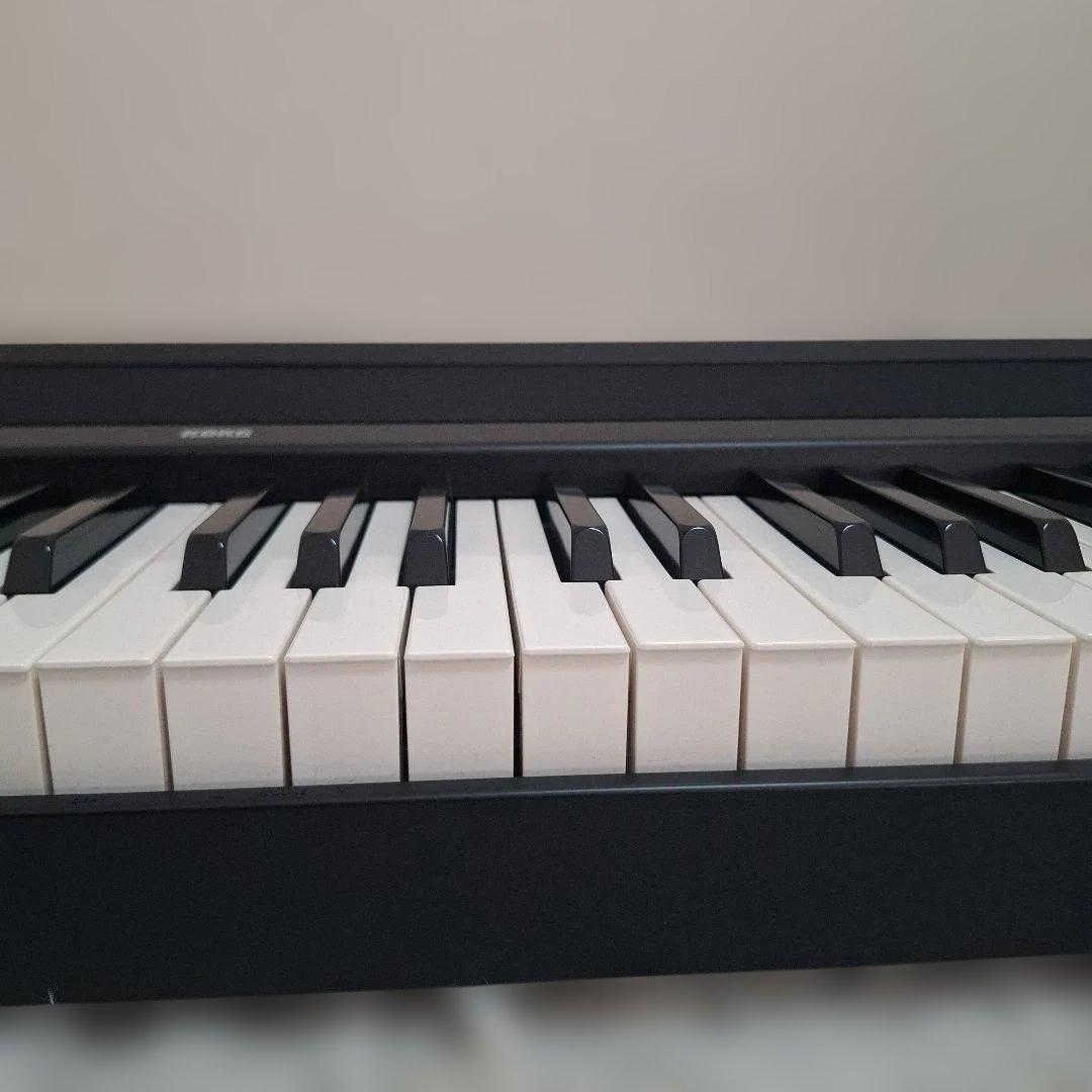【状態良好】KORG デジタルピアノ B1 ブラック