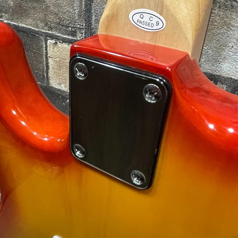 【美品】Photogenic/フォトジェニック ストラトキャスター