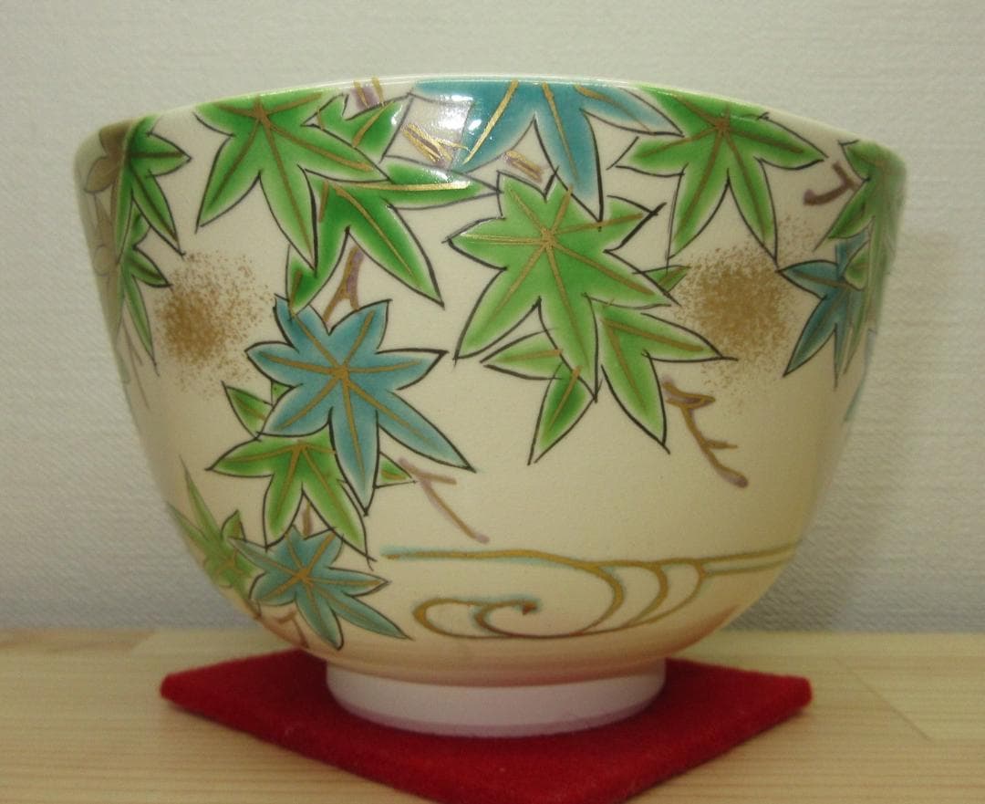 送料込【逢絢亭・新品】茶道具 茶碗 京焼 掛分 青楓の図 壱休窯 共箱入り