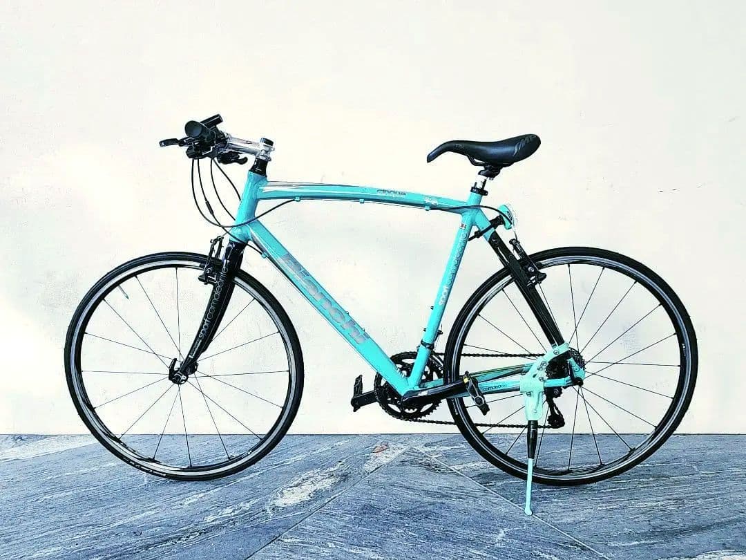 Bianchi クロスバイク カーボンフレーム