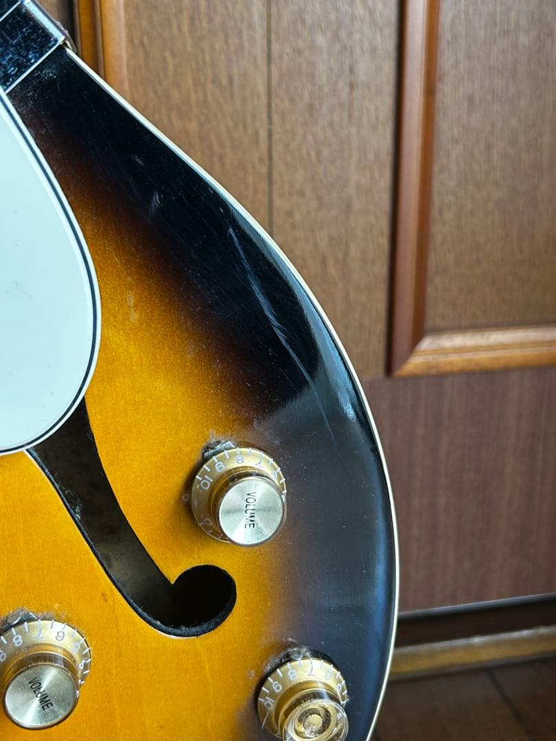 Epiphone セミアコースティックギター サンバースト