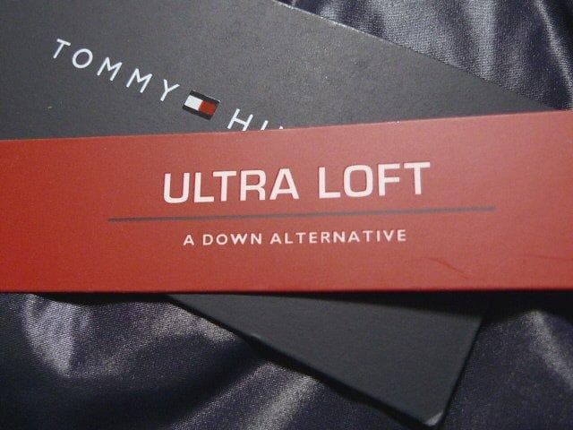 【大きい】XL日本サイズ位新品トミーヒルフィガーUSA限定ダウンジャケット同機能