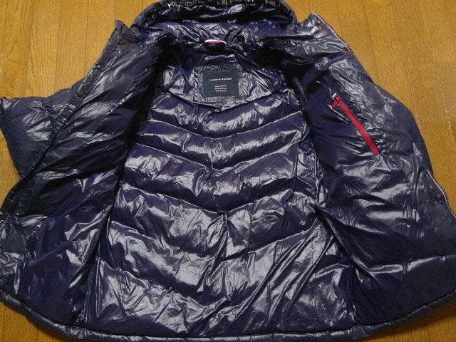 【大きい】XL日本サイズ位新品トミーヒルフィガーUSA限定ダウンジャケット同機能