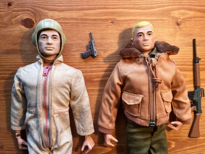 GIJOE（2体）＋GIジョー大図鑑