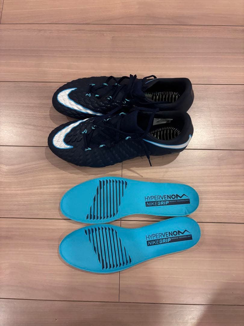 Nike ハイパーヴェノム　ファントム3 DF SG