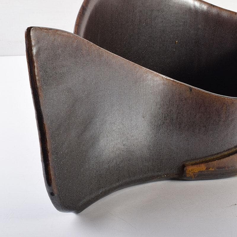 瀬戸焼　今野登志夫作　古瀬戸花器　共箱　V　7170C