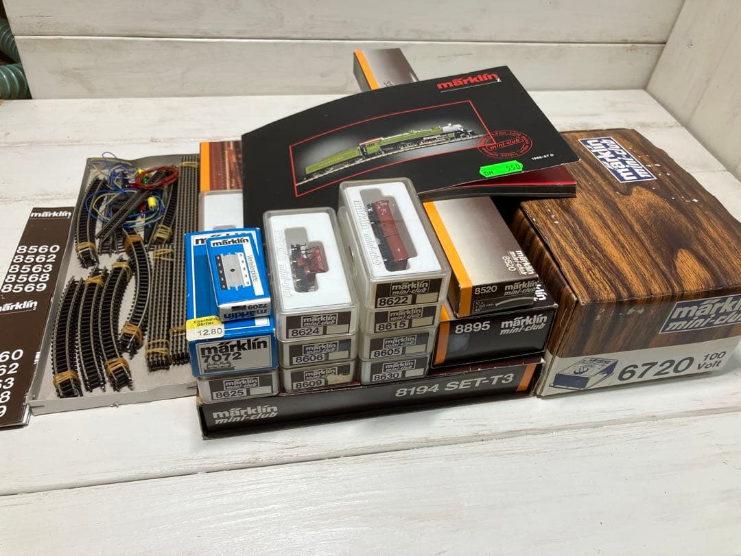 メルクリン　Zゲージ一式　動作確認済み　欧州鉄道模型パンフレット多数付き