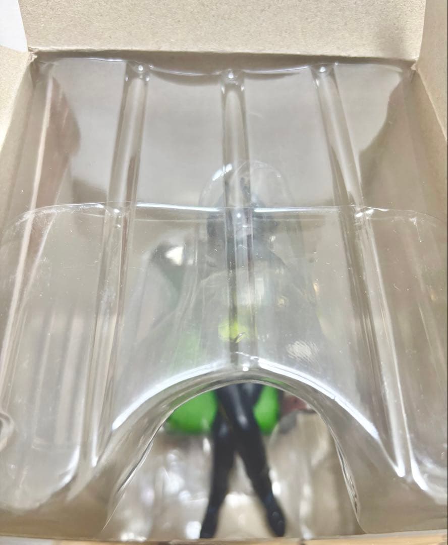 ツイステ　マレウス　フィギュア　バレンタインチャーム　ポーチ ランダム食玩