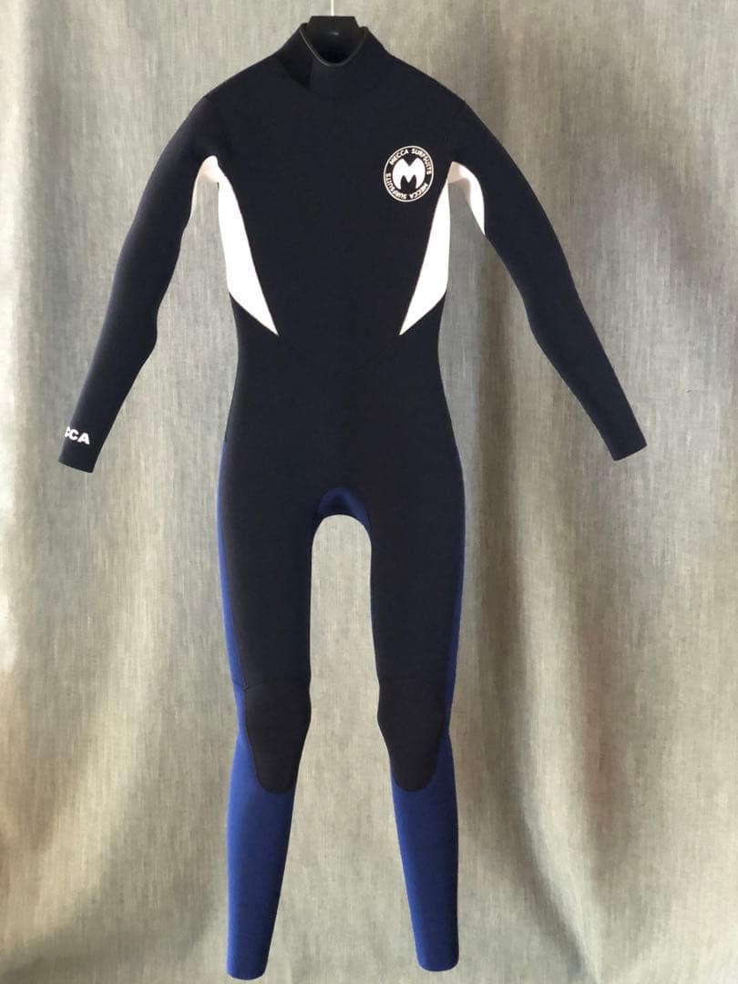 ウェットスーツ