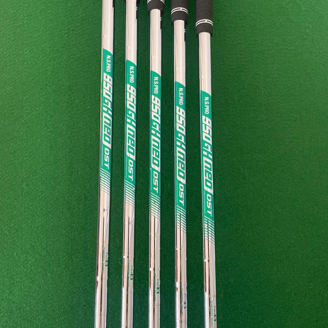 ゼクシオエックスアイアンセット2022