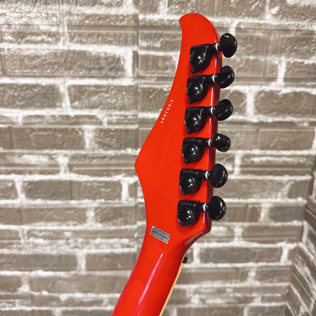 Chatting Bird フライングVタイプ フレイムトップ！セットネック仕様