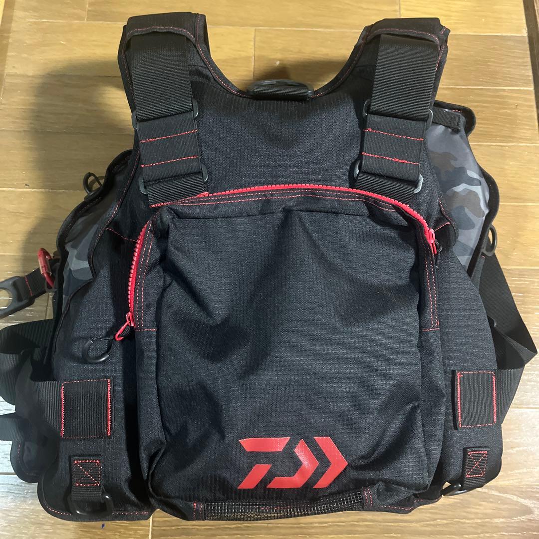 ダイワフローティングベスト