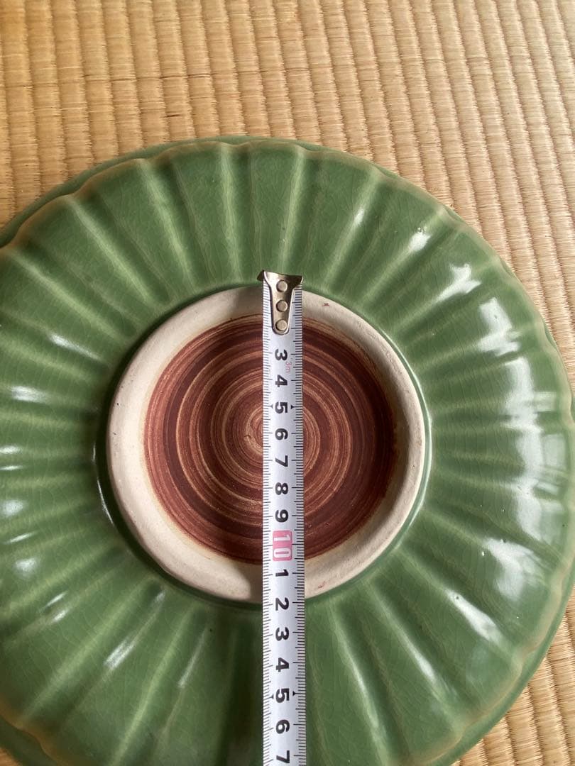 アンティークー中国龍泉窯の大皿-未使用