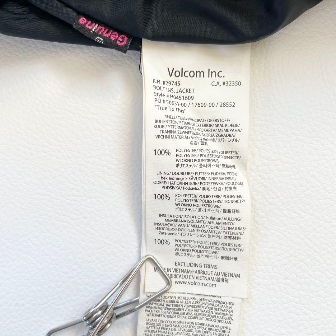 4439【極美品】ボルコム スノボウェア ジャケット 花柄 総柄 レディース