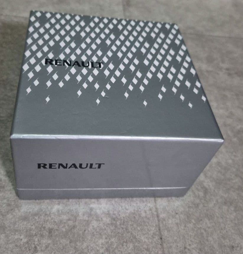 限定品　NOREV ルノー キャプチャー Renault　Captur 1/43