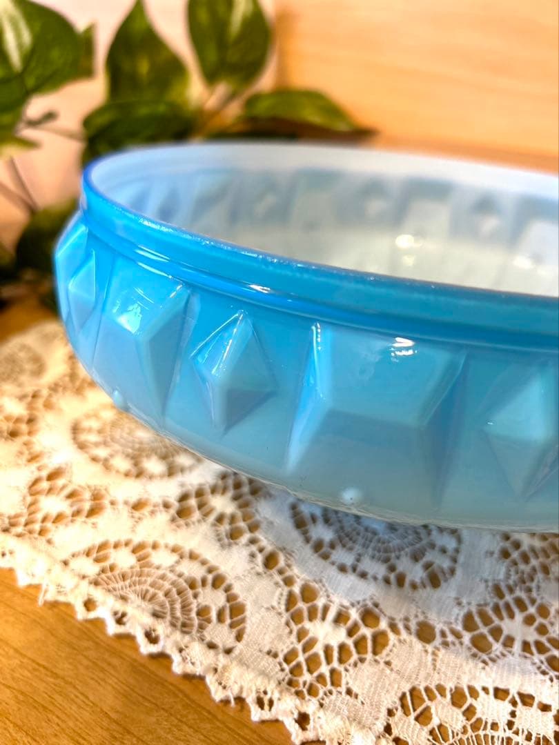 アンティークランプシェード　青色ガラス製ドーム型