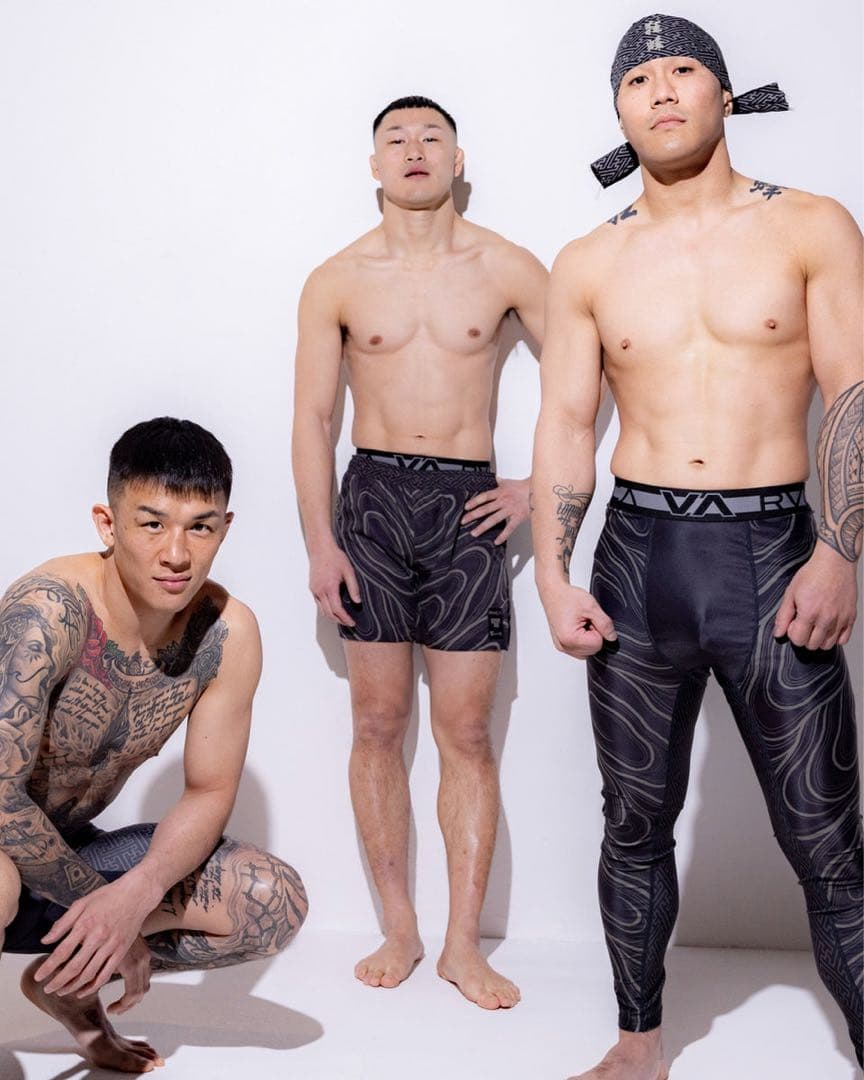 RVCA krazy bee レギンス　トレーニング　格闘技　フィットネス