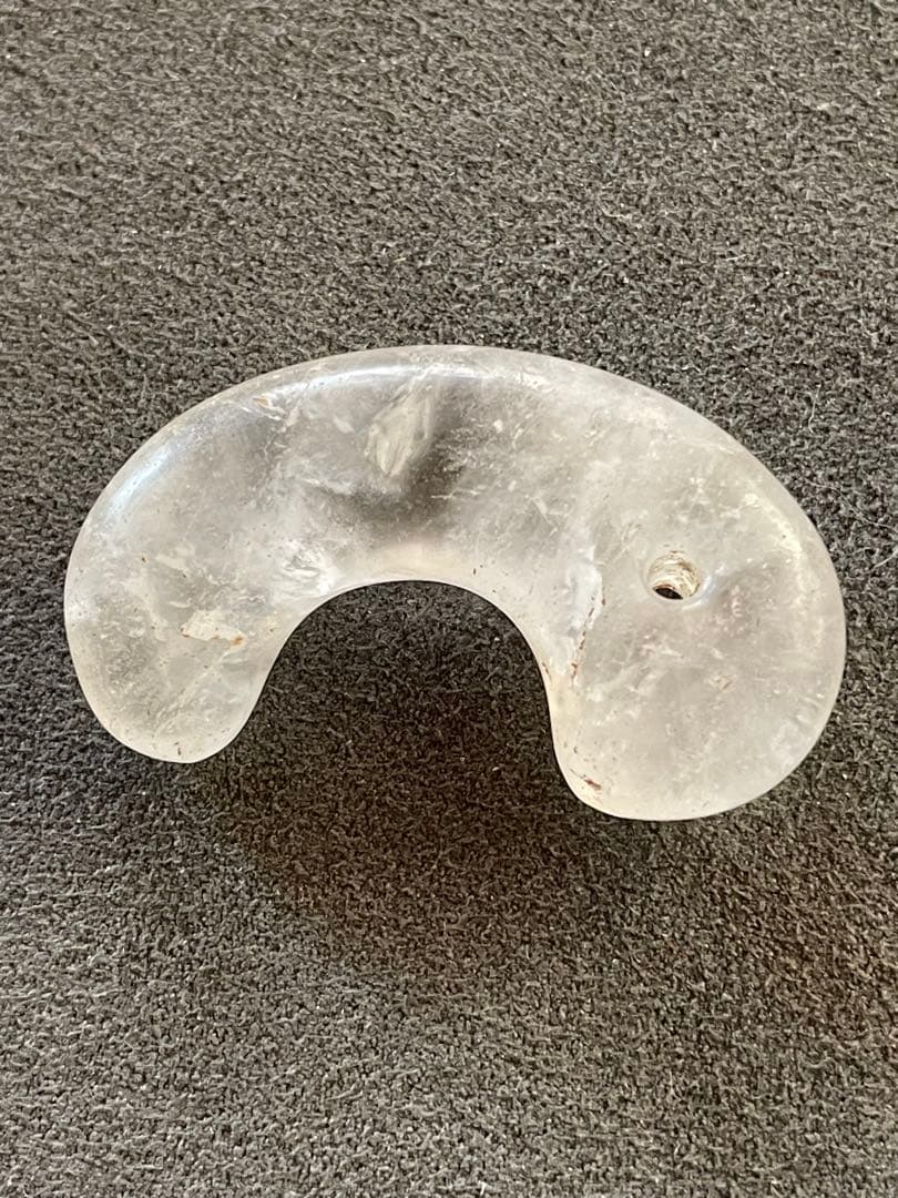 古墳時代　水晶製勾玉　出土品