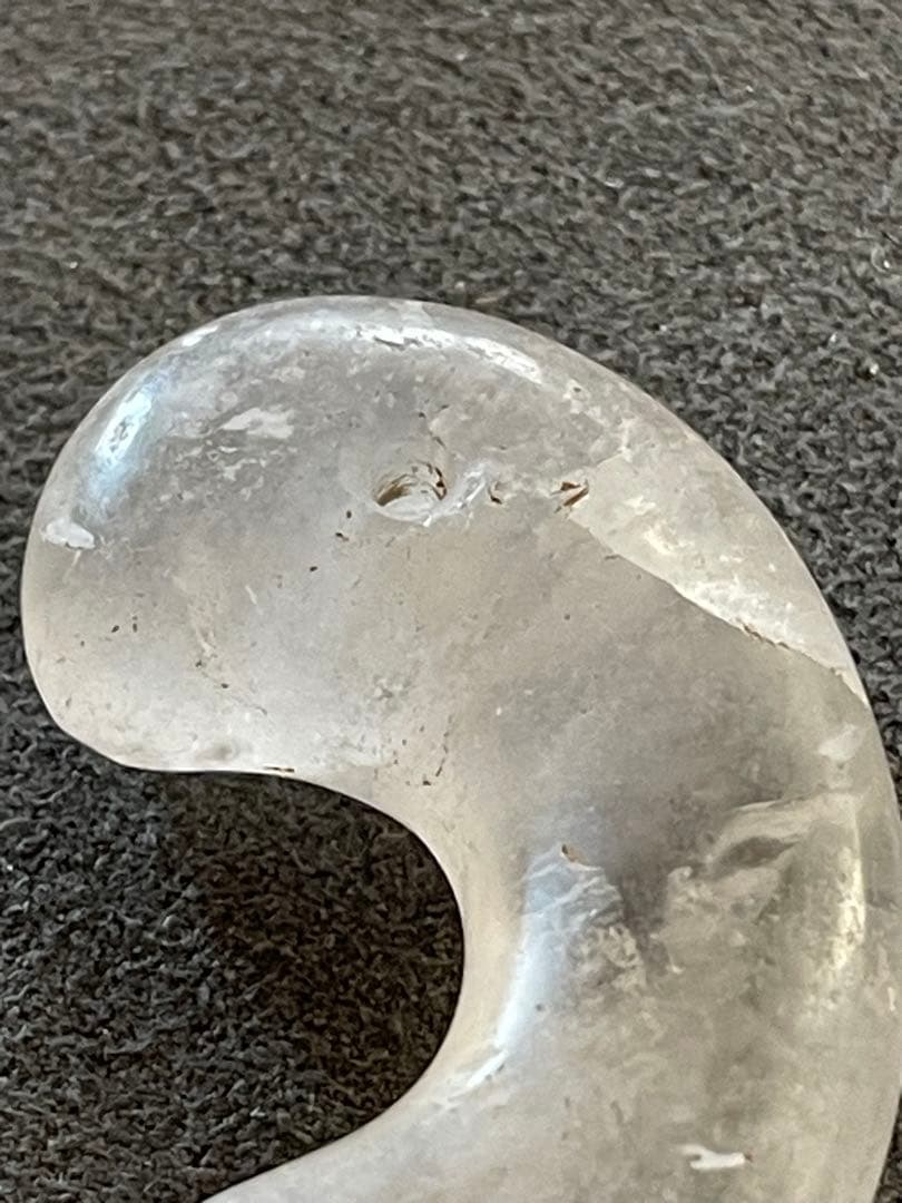 古墳時代　水晶製勾玉　出土品