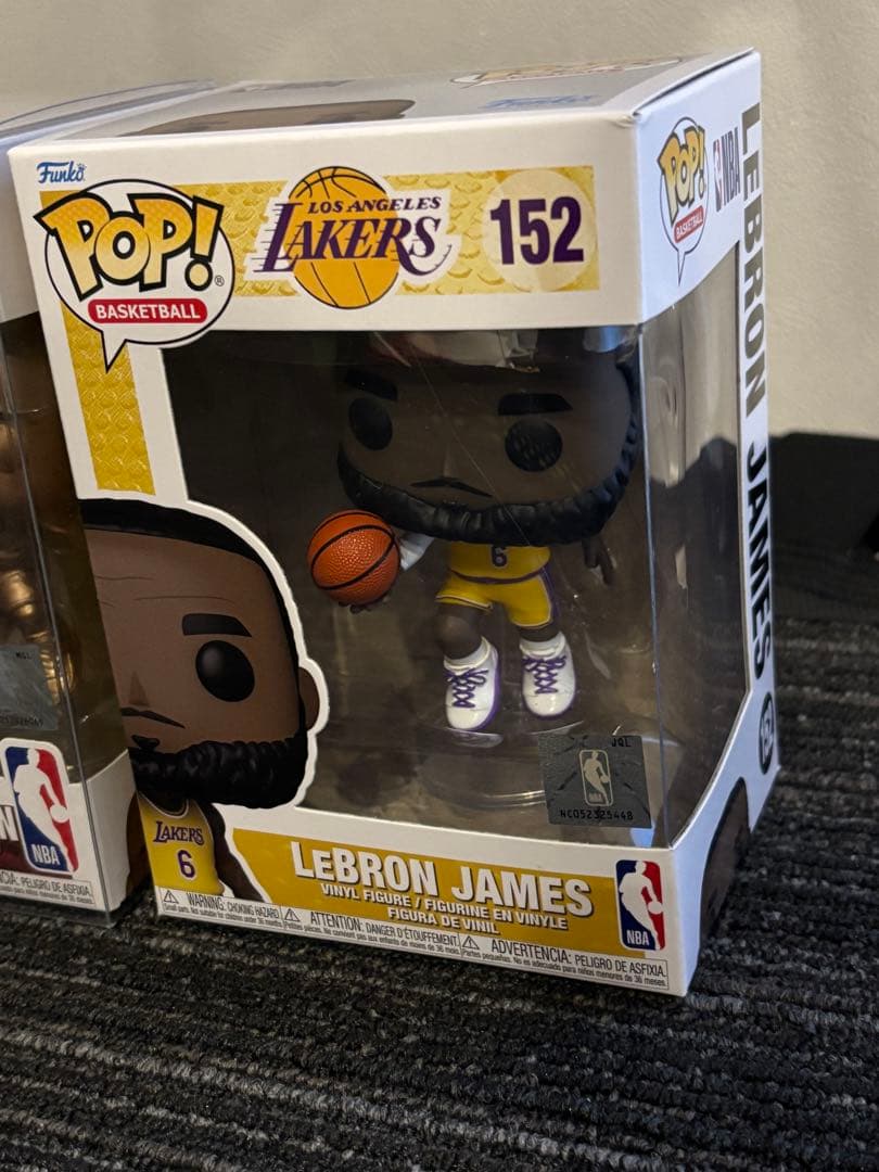 funko pop NBA ブロンズ ジョーダン&レブロン 未開封