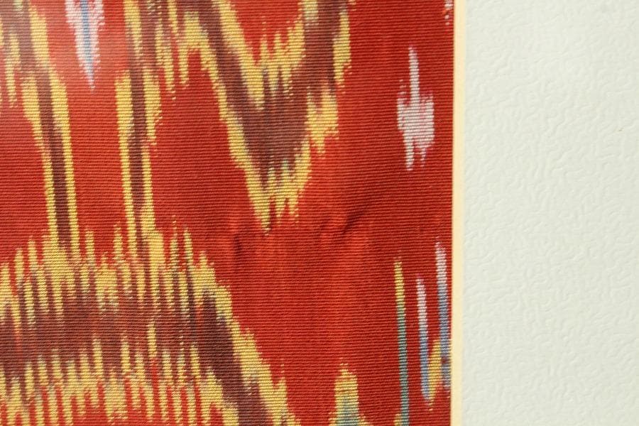 古裂 太子間道 赤地広東綿 額装 西陣 呉服屋蔵(K-LC930)