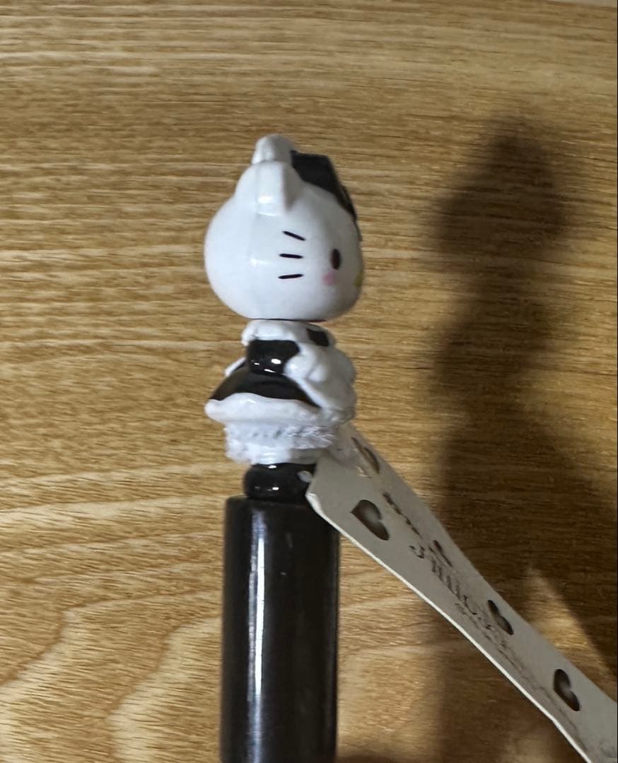 入手困難　ハローキティ　ボールペン　2本セット！