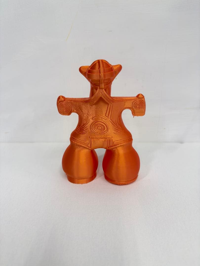 オレンジ色の国宝縄文土偶のレプリカ、3体セット、