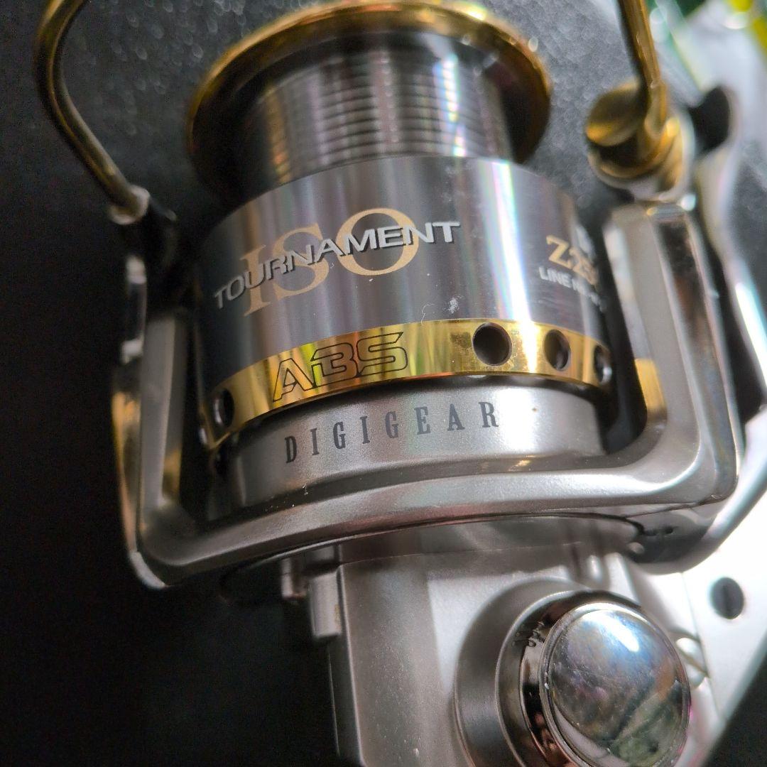 ダイワ トーナメント ISO Z2500LBD