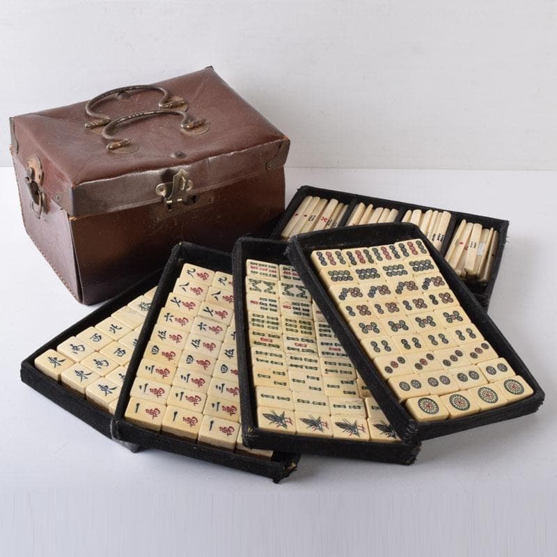中国　竹嵌　骨牌　背竹牌　麻雀牌　皮製ケース付　V　7447