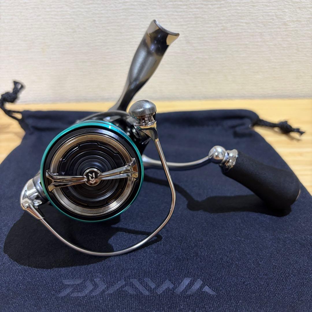 新品 ダイワ 25エメラルダス エア AIR LT2500S エギング リール