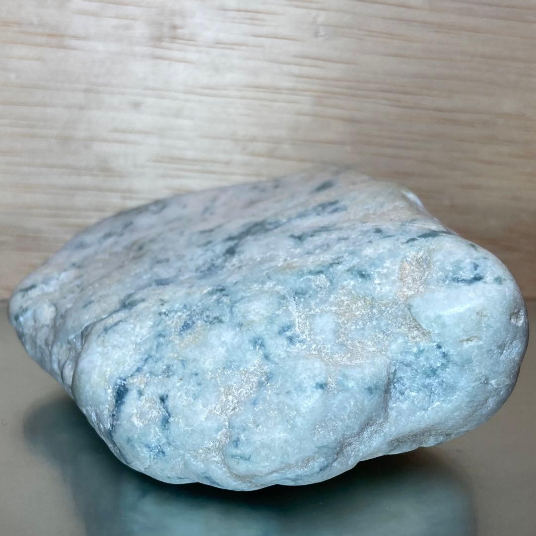 糸魚川翡翠　横川 青翡翠　川石　原石　416ｇ